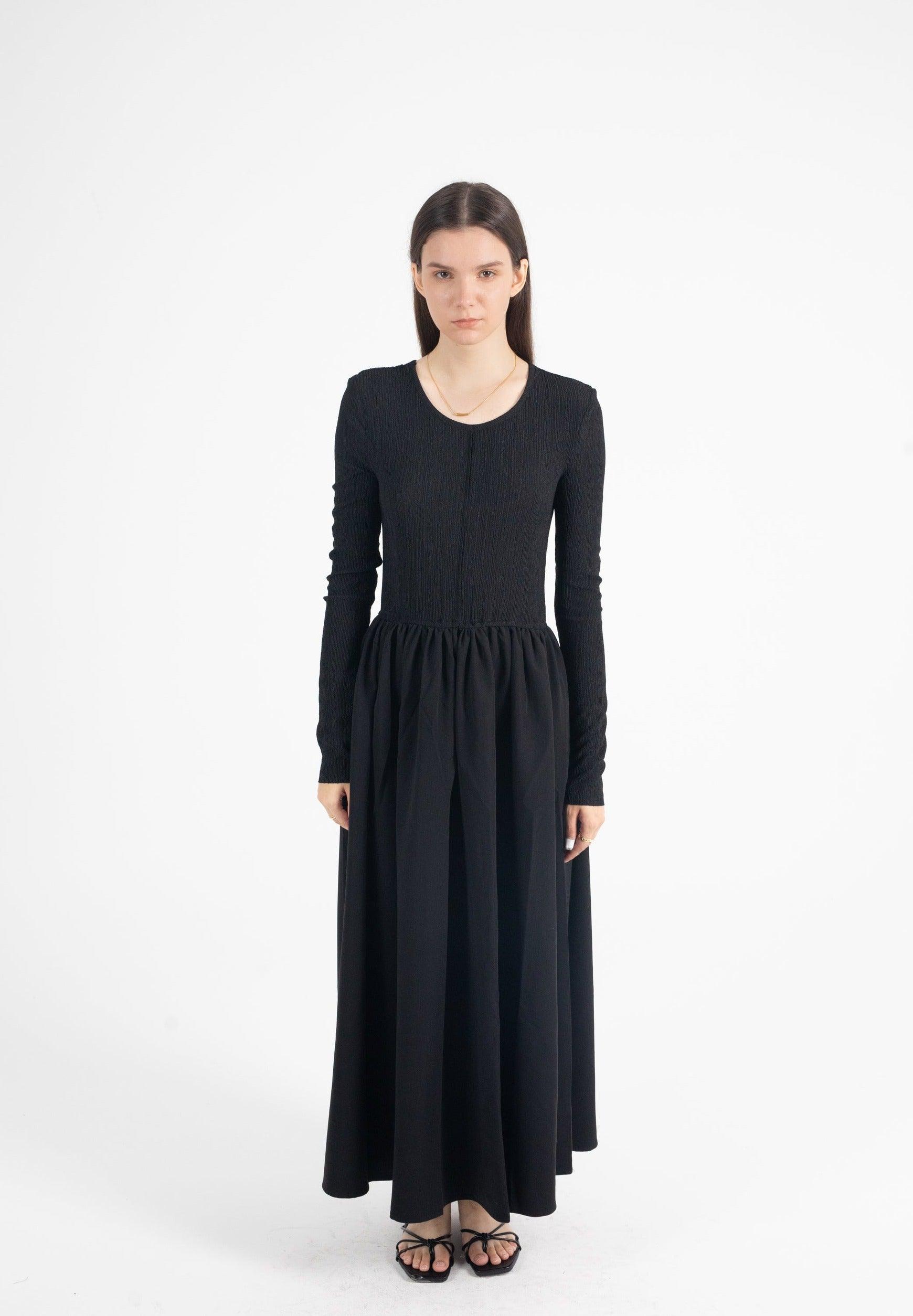 Eva Maxi Dress Long Sleeve In Black - Fronts Australia 