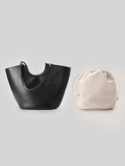 Luna Shoulder Bag In Black - Fronts Australia 